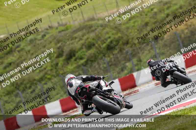 cadwell no limits trackday;cadwell park;cadwell park photographs;cadwell trackday photographs;enduro digital images;event digital images;eventdigitalimages;navarra;no limits trackdays;peter wileman photography;racing digital images;trackday digital images;trackday photos